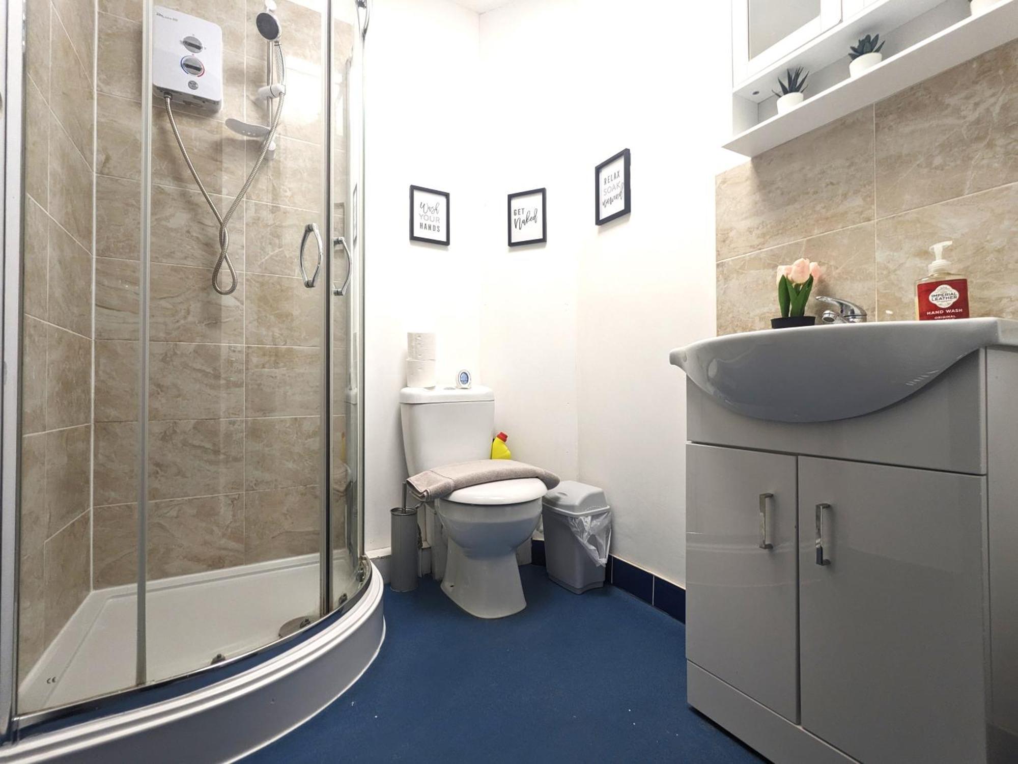 Room Near City Centre Private Bath Free Parking Liverpool Luaran gambar
