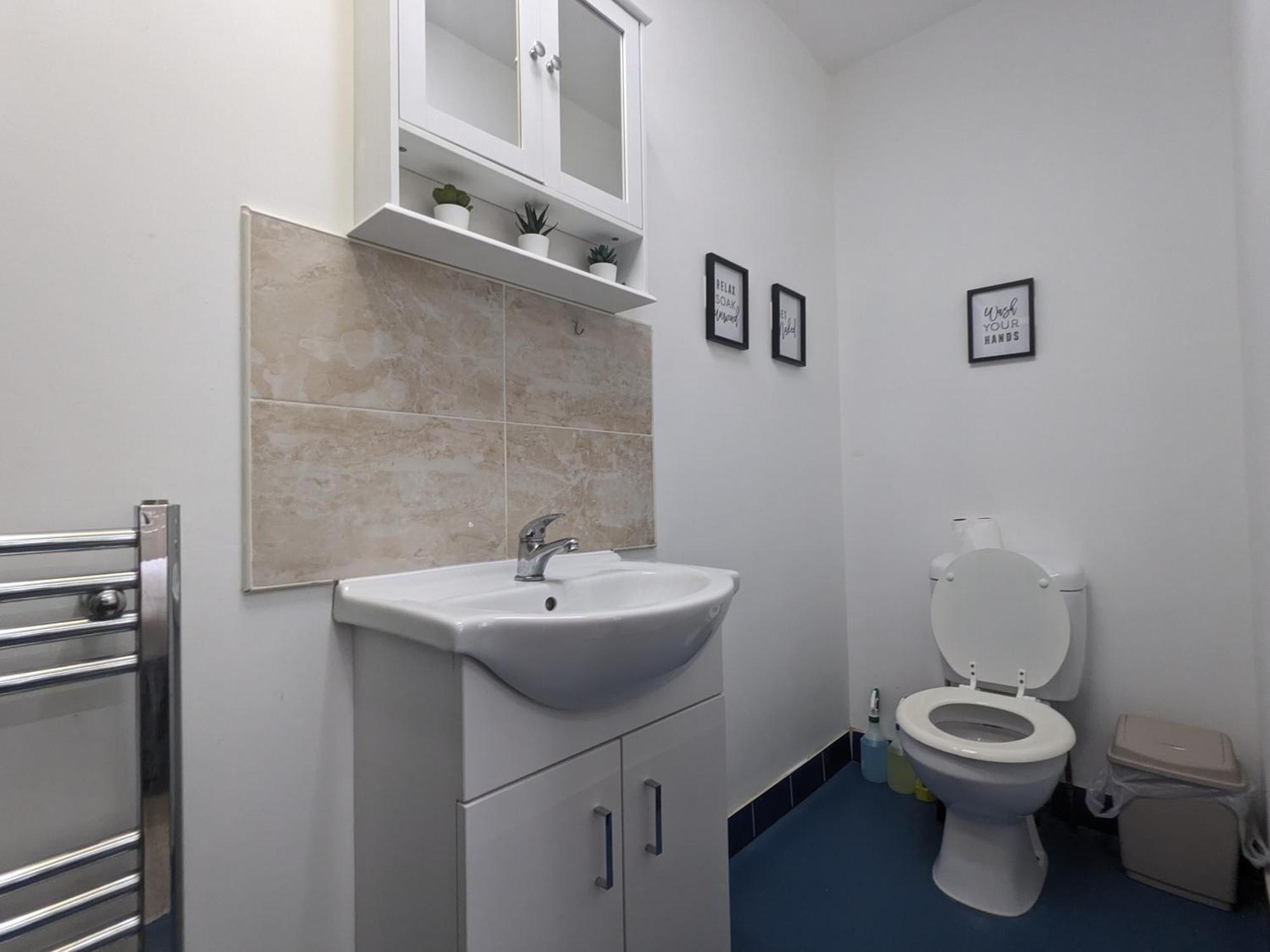 Room Near City Centre Private Bath Free Parking Liverpool Luaran gambar