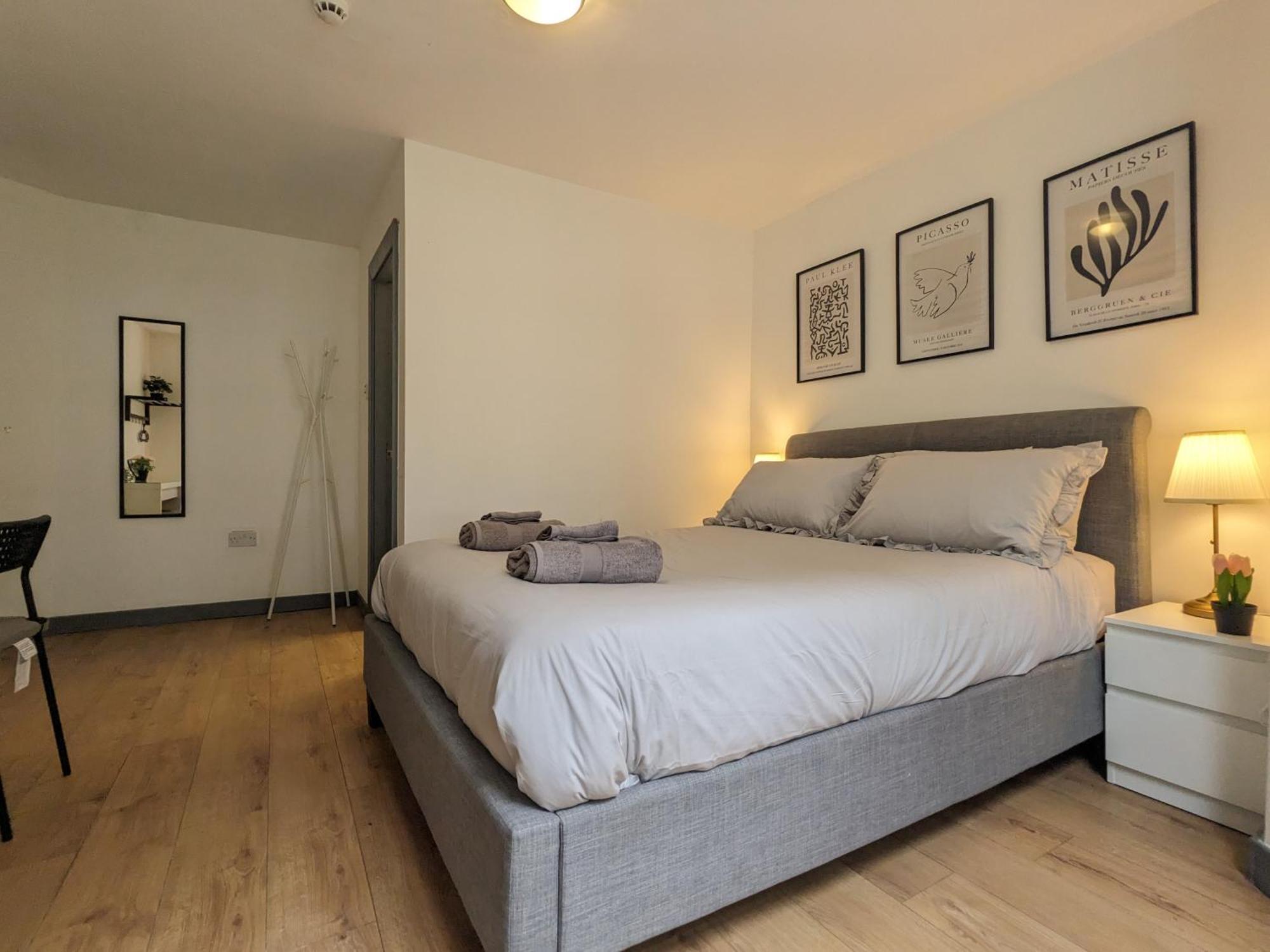 Room Near City Centre Private Bath Free Parking Liverpool Luaran gambar