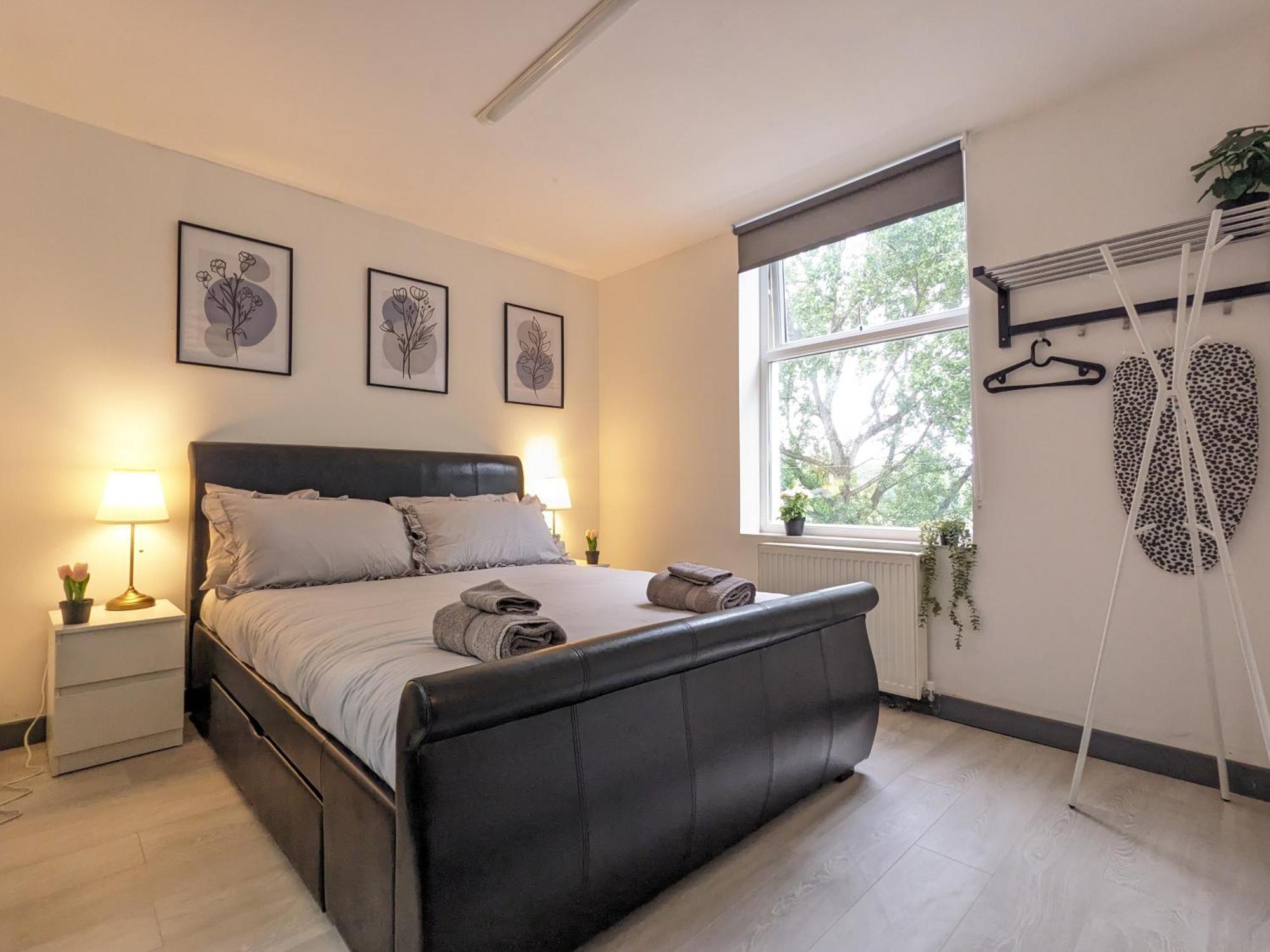 Room Near City Centre Private Bath Free Parking Liverpool Luaran gambar