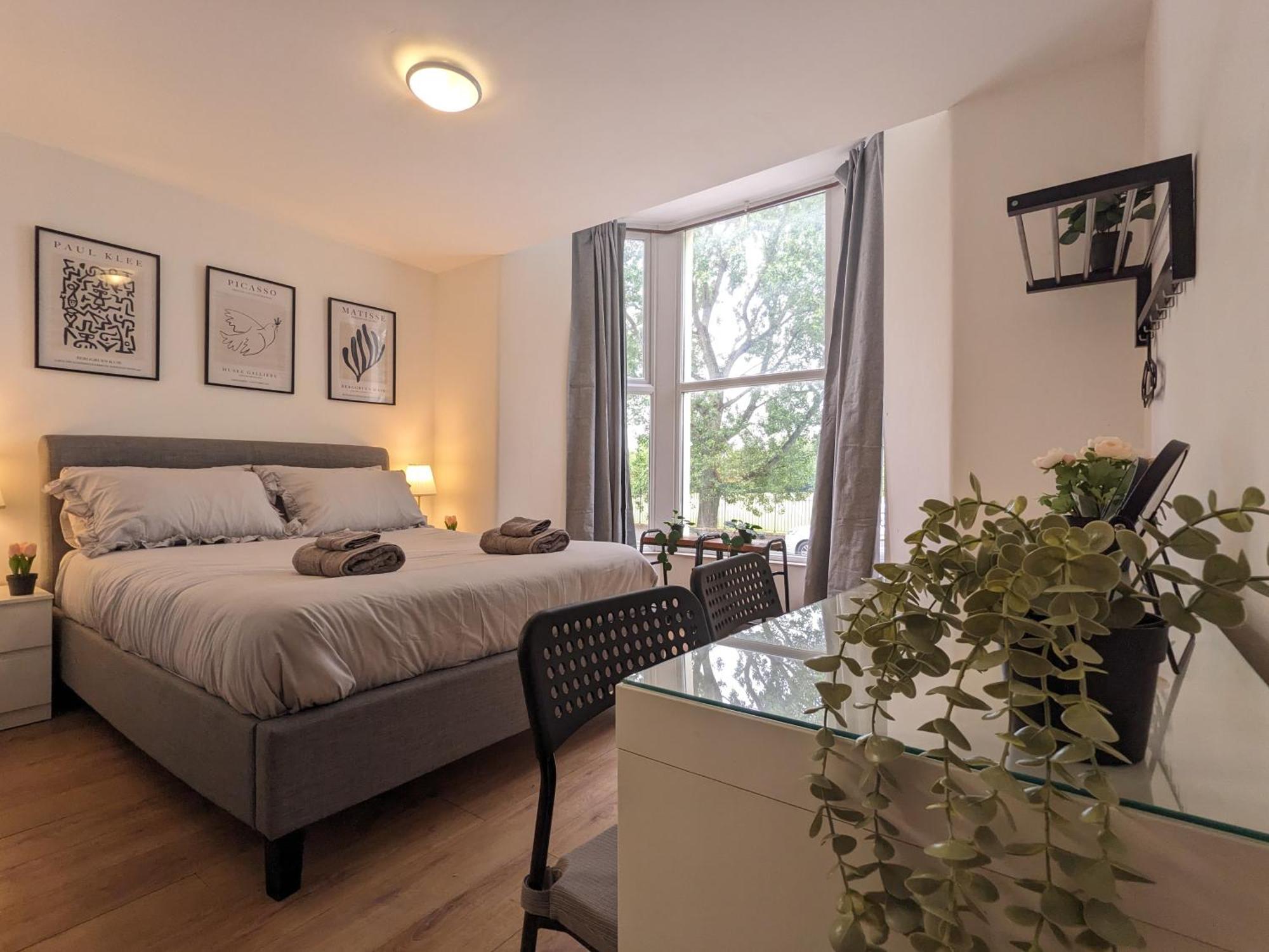 Room Near City Centre Private Bath Free Parking Liverpool Luaran gambar